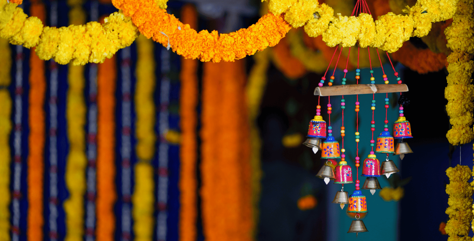 Destination Guides min scaled