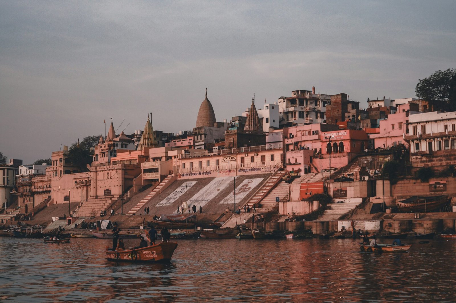 Ayodhya Prayagraj Varanasi Tour Package | Immersive Trips