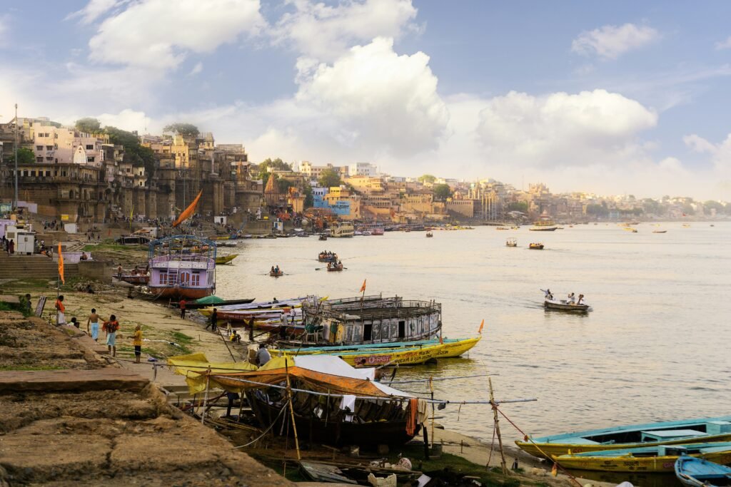 Ayodhya Prayagraj Varanasi Tour Package for a Complete Spiritual Circuit 6 Ayodhya Prayagraj Varanasi Tour Package | Immersive Trips