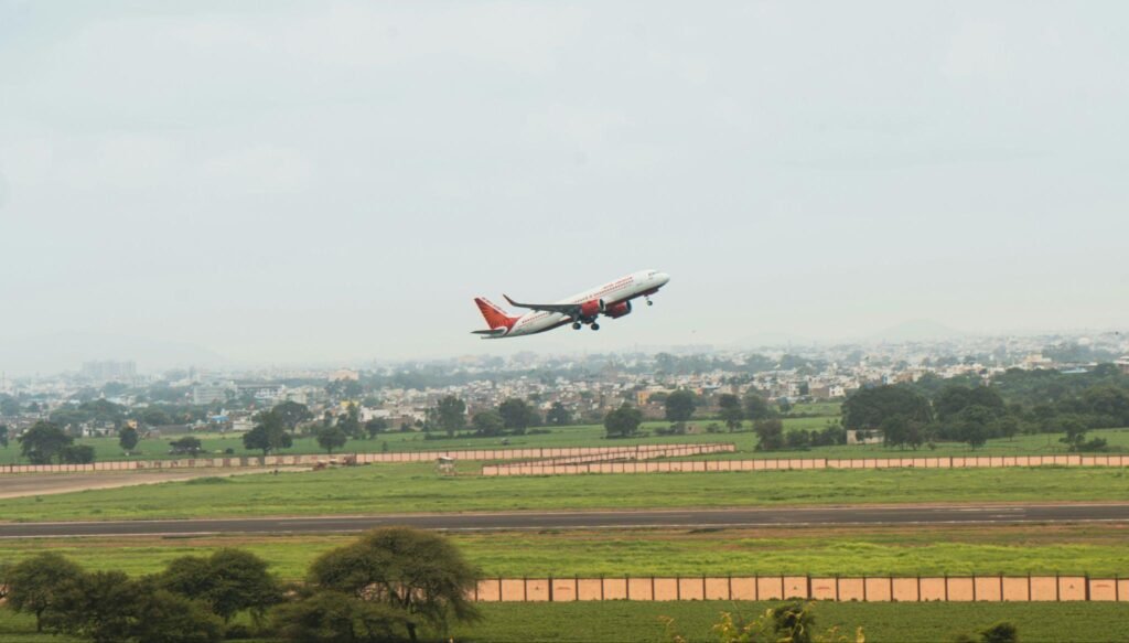 How to Reach Kerala: Flights, Trains & Road Routes 1 image1 1