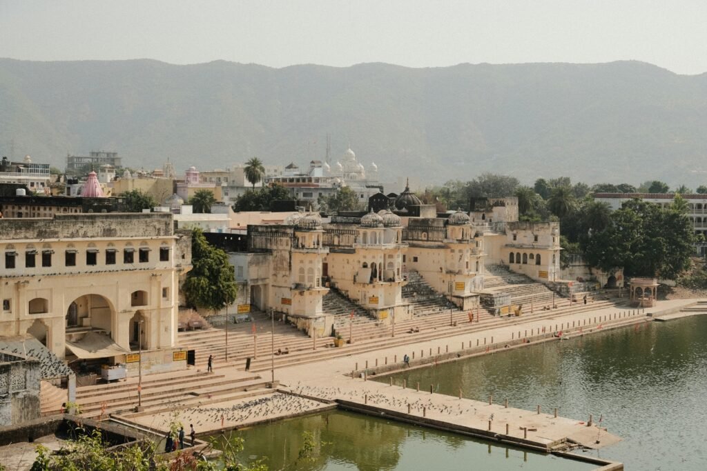 Pushkar Travel Guide: Temples, Lake & Desert Culture 1 Pushkar Lake in Rajasthan