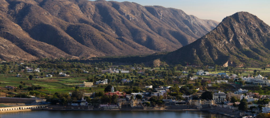 Pushkar Travel Guide: Temples, Lake & Desert Culture 10 Pushkar travel guide sacred lake temples and desert culture Featured Image