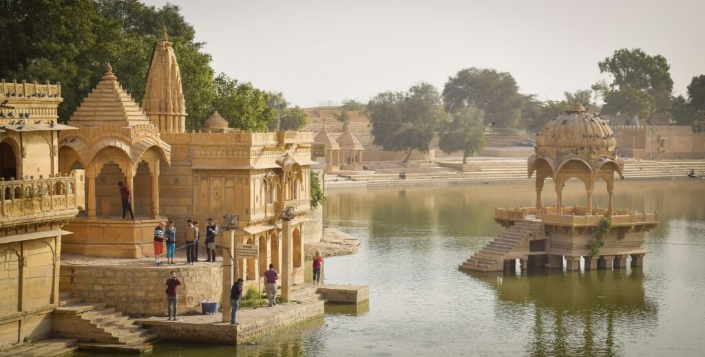 Best Places to Visit in Rajasthan: A Complete Guide 1 sergio capuzzimati R1CGt8exzLg unsplash