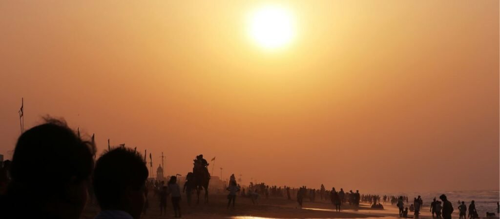 Best Time to Visit Odisha: Weather, Festivals and Peak Season 8 Sunset Puri Beach in Odisha