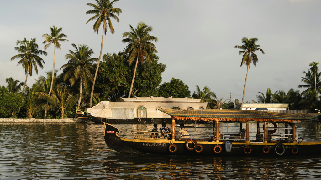 Kettuvallam houseboat on the Alleppey backwaters, a highlight of the Kerala Enchantment Tour